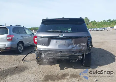 2019 Honda Passport Elite z USA, uszkodzony, nr VIN 5FNYF8H0XKB030776